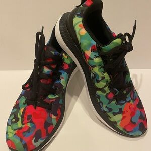Under Armor Multicolor Camouflage Athletic Sneakers size 10